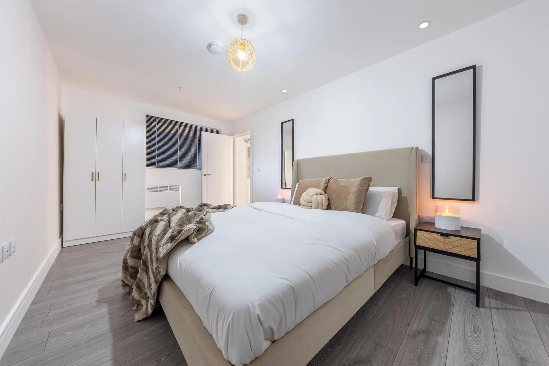 Bellerive House-7