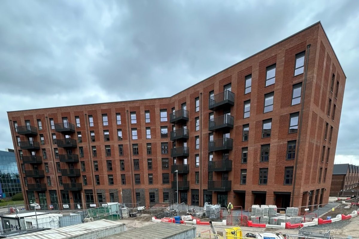 Kimpton nears finish in Telford, starts in Glasgow