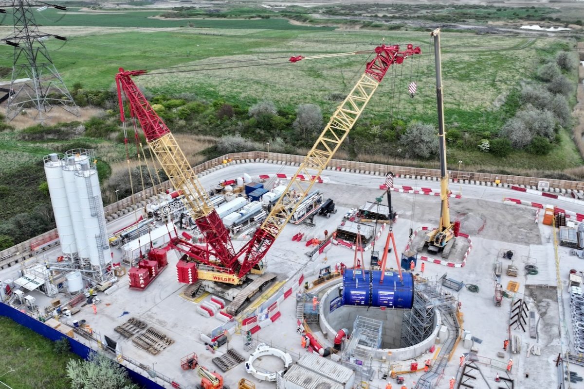 TBM starts on Thames power tunnel