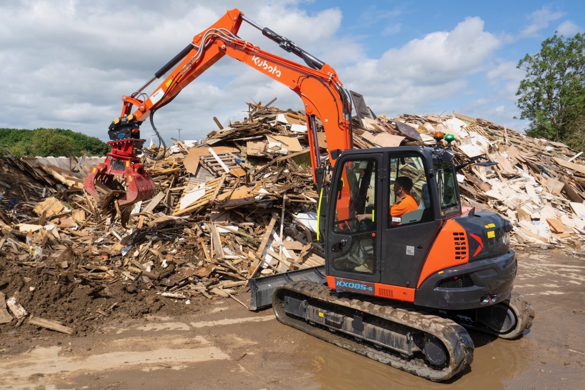 Oxford Skip Hire chooses Kubota