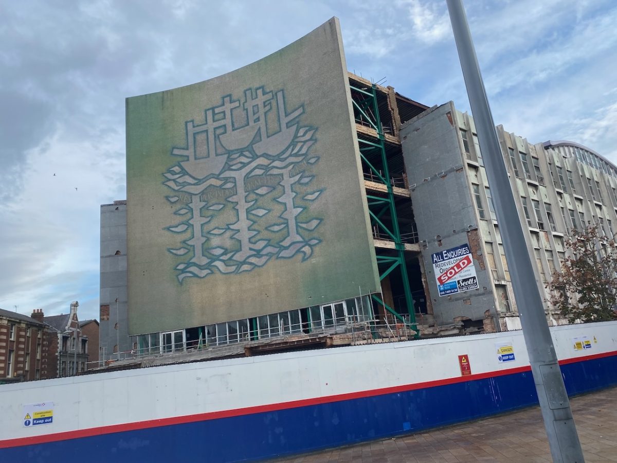 Hull seeks demolition contractor for landmark building